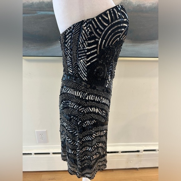 NWOT SCALA Hand Beaded Strapless Dress (Size 8, Fits smaller, P2P 17 inches) - Picture 8 of 15